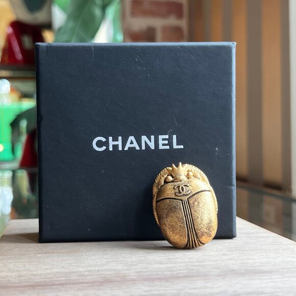 CHANEL Jewelry - CHANEL Scarab Gold Tone Brooch